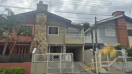 Casa com 3 Quartos à venda, 123m² no Itapetinga, Atibaia