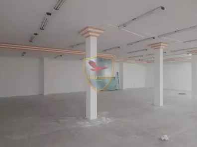 Prédio Comercial à venda, 1800m² no Alecrim, Natal