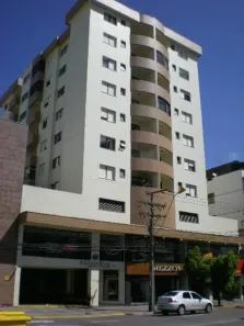 Apartamento com 2 Quartos para alugar, 65m² no Centro, Caxias do Sul