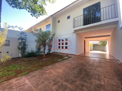 Sobrado com 3 Quartos para alugar, 116m² no Vila Morangueira, Maringá