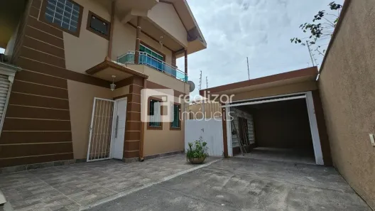 Casa com 3 Quartos à venda, 180m² no Ingleses do Rio Vermelho, Florianópolis