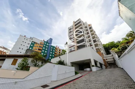Apartamento com 2 Quartos para alugar, 75m² no João Paulo, Florianópolis