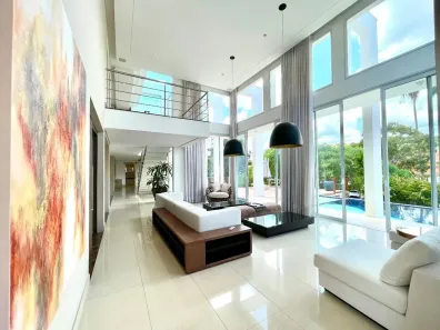 Casa de Condomínio com 4 Quartos para venda ou aluguel, 640m² no Loteamento Arboreto dos Jequitibás (Sousas), Campinas