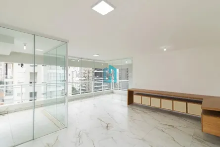 Apartamento com 4 Quartos para alugar, 161m² no Vila Nova Conceição, São Paulo