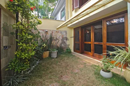 Casa com 3 Quartos para venda ou aluguel, 176m² no Santo Amaro, São Paulo