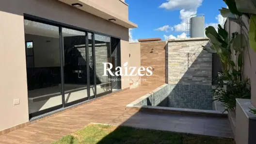 Casa com 3 Quartos à venda, 200m² no Jardim Botânico, Uberlândia