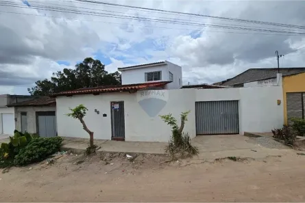 Casa com 4 Quartos à venda, 279m² no , Lajedo