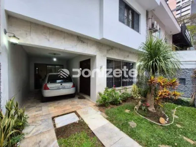 Sobrado com 3 Quartos para alugar, 200m² no Jardim, Santo André