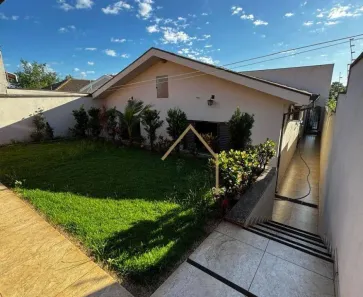 Casa com 3 Quartos para alugar, 220m² no Jardim Ipiranga, Americana