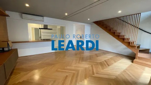 Apartamento com 2 Quartos à venda, 140m² no Pinheiros, São Paulo