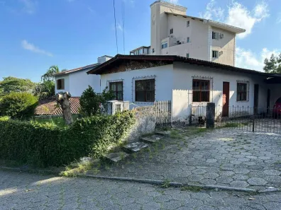 Lote/Terreno à venda, 604m² no Saco Grande, Florianópolis