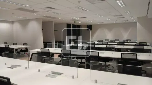 Sala Comercial para venda ou aluguel, 457m² no Vila São Francisco (Zona Sul), São Paulo