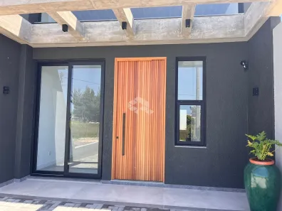 Casa com 2 Quartos à venda, 130m² no Capão da Canoa, Capão da Canoa