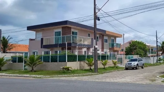 Sobrado com 3 Quartos à venda, 138m² no Florida, Matinhos