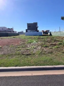 Lote/Terreno à venda, 320m² no Novo Mundo, Uberlândia