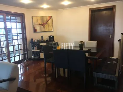 Apartamento com 3 Quartos à venda, 250m² no Vila Suzana, São Paulo