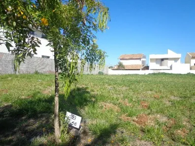 Lote/Terreno à venda, 315m² no Jardim Jockey Clube, São Carlos