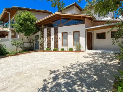 Casa de Condomínio com 3 Quartos à venda, 158m² no Chácaras Roselândia, Cotia