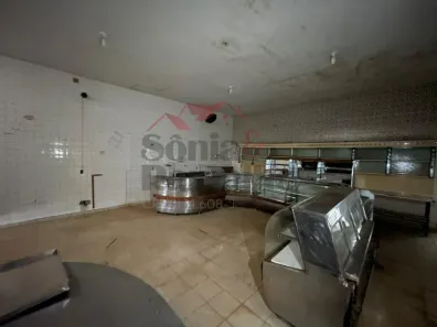Imóvel Comercial para alugar, 700m² no Vila Xavier (Vila Xavier), Araraquara