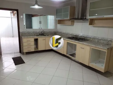 Sobrado com 3 Quartos à venda, 225m² no Olímpico, São Caetano do Sul