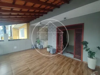 Sobrado com 3 Quartos à venda, 166m² no Jardim Varginha, São Paulo