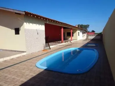 Imóvel Comercial com 2 Quartos à venda, 200m² no Jardim Aurora, Maringá