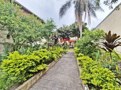 Sobrado com 4 Quartos à venda, 250m² no Chora Menino, São Paulo