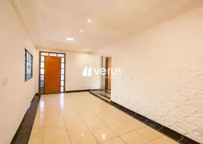 Casa com 4 Quartos para alugar, 163m² no Planalto, Uberlândia