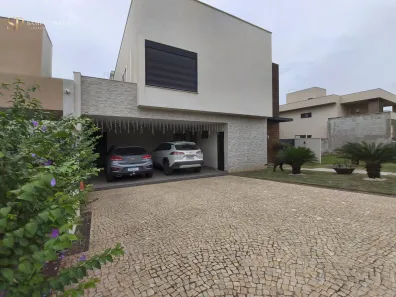 Sobrado com 4 Quartos à venda, 260m² no Residencial Goiânia Golfe Clube, Goiânia
