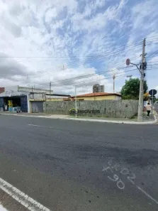 Imóvel Comercial com 3 Quartos à venda, 118m² no Jóquei, Teresina