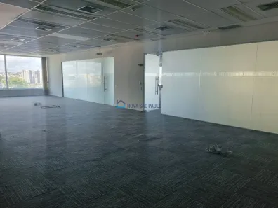 Prédio Comercial para alugar, 2844m² no Jardim São Luís, São Paulo