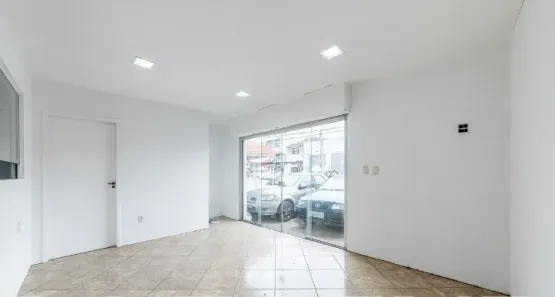 Ponto Comercial para alugar, 250m² no Passo da Areia, Porto Alegre