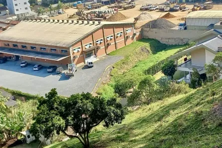 Galpão/Depósito/Armazém com 4 Quartos à venda, 2500m² no Nova Brasília, Brusque