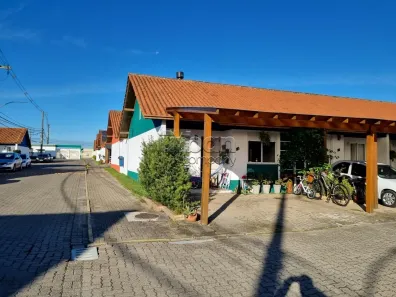 Casa de Condomínio com 2 Quartos à venda, 50m² no Olaria, Canoas