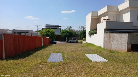 Lote/Terreno à venda, 300m² no Jardim Ouro Verde, Presidente Prudente