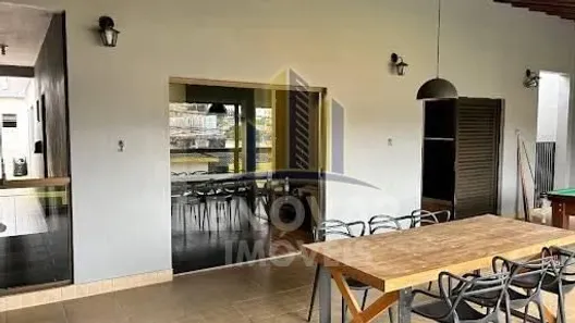 Sobrado com 3 Quartos à venda, 250m² no Jardim São Fernando, Ferraz de Vasconcelos