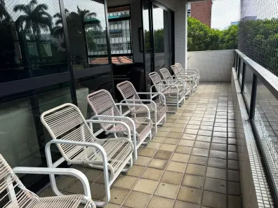 Apartamento com 4 Quartos à venda, 240m² no Derby, Recife