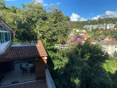 Casa com 5 Quartos à venda, 553m² no Braunes, Nova Friburgo