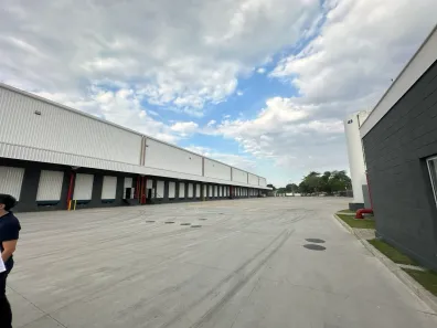 Galpão/Depósito/Armazém para alugar, 2400m² no Galeão, Rio de Janeiro