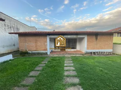 Casa com 2 Quartos à venda, 258m² no Vila Santista, Atibaia