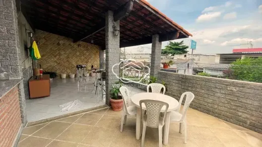Casa com 2 Quartos à venda, 224m² no Campo Grande, Rio de Janeiro