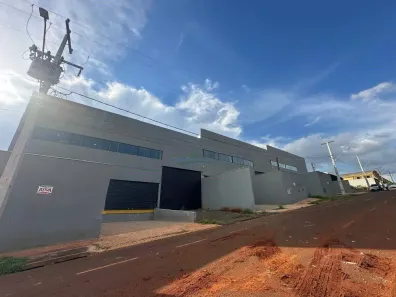 Galpão/Depósito/Armazém para alugar, 800m² no Cilo 2, Londrina