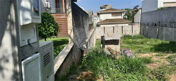 Lote/Terreno à venda, 300m² no Villaggio Capríccio, Louveira