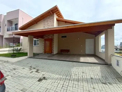 Casa com 3 Quartos à venda, 220m² no Parque Vera Cruz, Tremembé