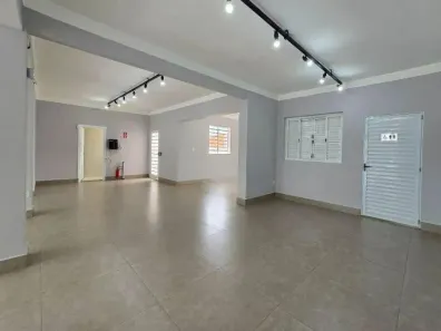 Ponto Comercial para alugar, 211m² no Chácara Girassol, Americana