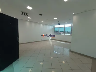 Sala Comercial para alugar, 58m² no Vila Figueira, Suzano