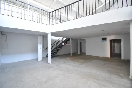 Galpão/Depósito/Armazém à venda, 324m² no Santa Amélia, Belo Horizonte