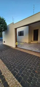 Casa com 3 Quartos à venda, 100m² no Segismundo Pereira, Uberlândia