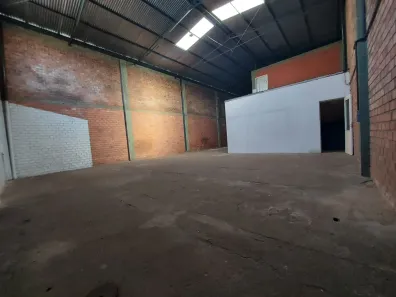 Galpão/Depósito/Armazém para alugar, 270m² no Sarandi, Porto Alegre