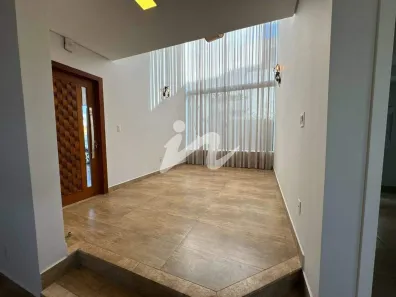 Casa com 5 Quartos à venda, 380m² no Granja Marileusa, Uberlândia